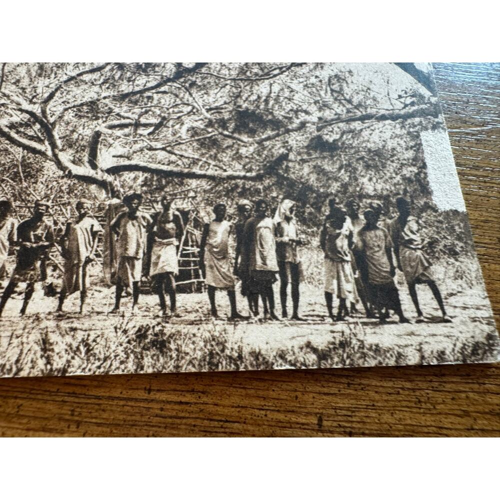 RARE Vintage Italian Somaliland Somalia Bajuni People Strada di Burgao Postcard - Picture 6 of 8